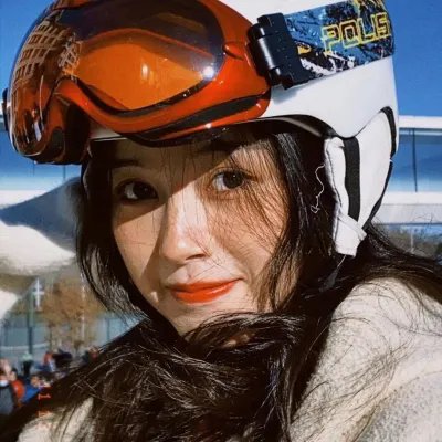双刃斧 海报
